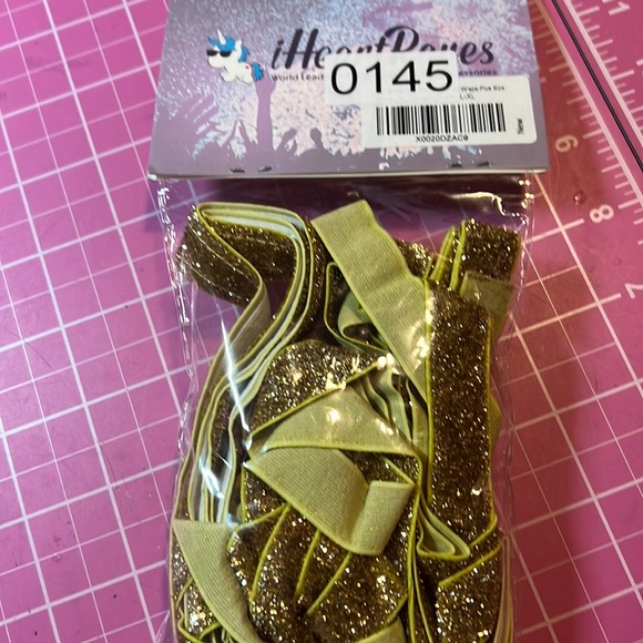 NWT Gold Glitter Leg Wraps - Picture 4 of 5